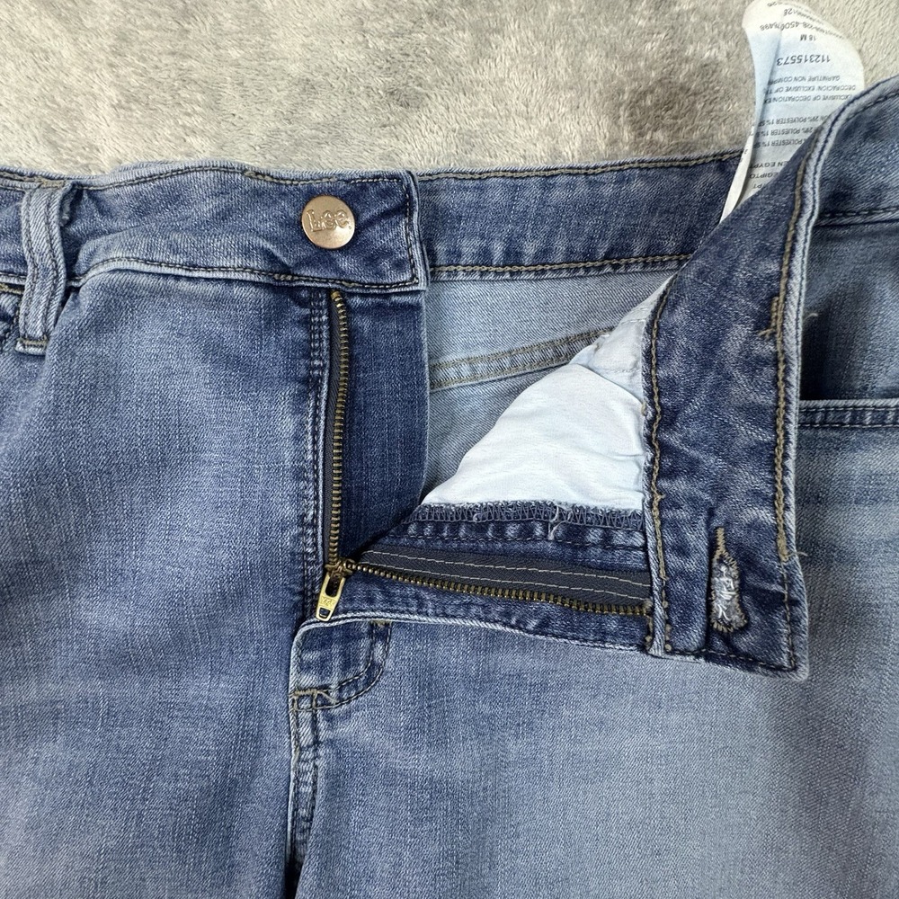 Lee Riders Midrise Capri Women's 38.5x22 Medium Wash Denim Cropped Jeans SEE DES - Picture 5 of 11
